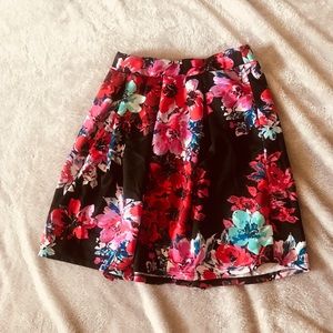 Flower print skirt